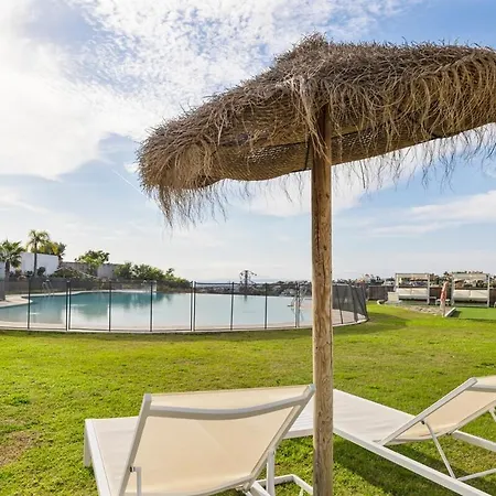 Luxury Family With Breathtaking Views *